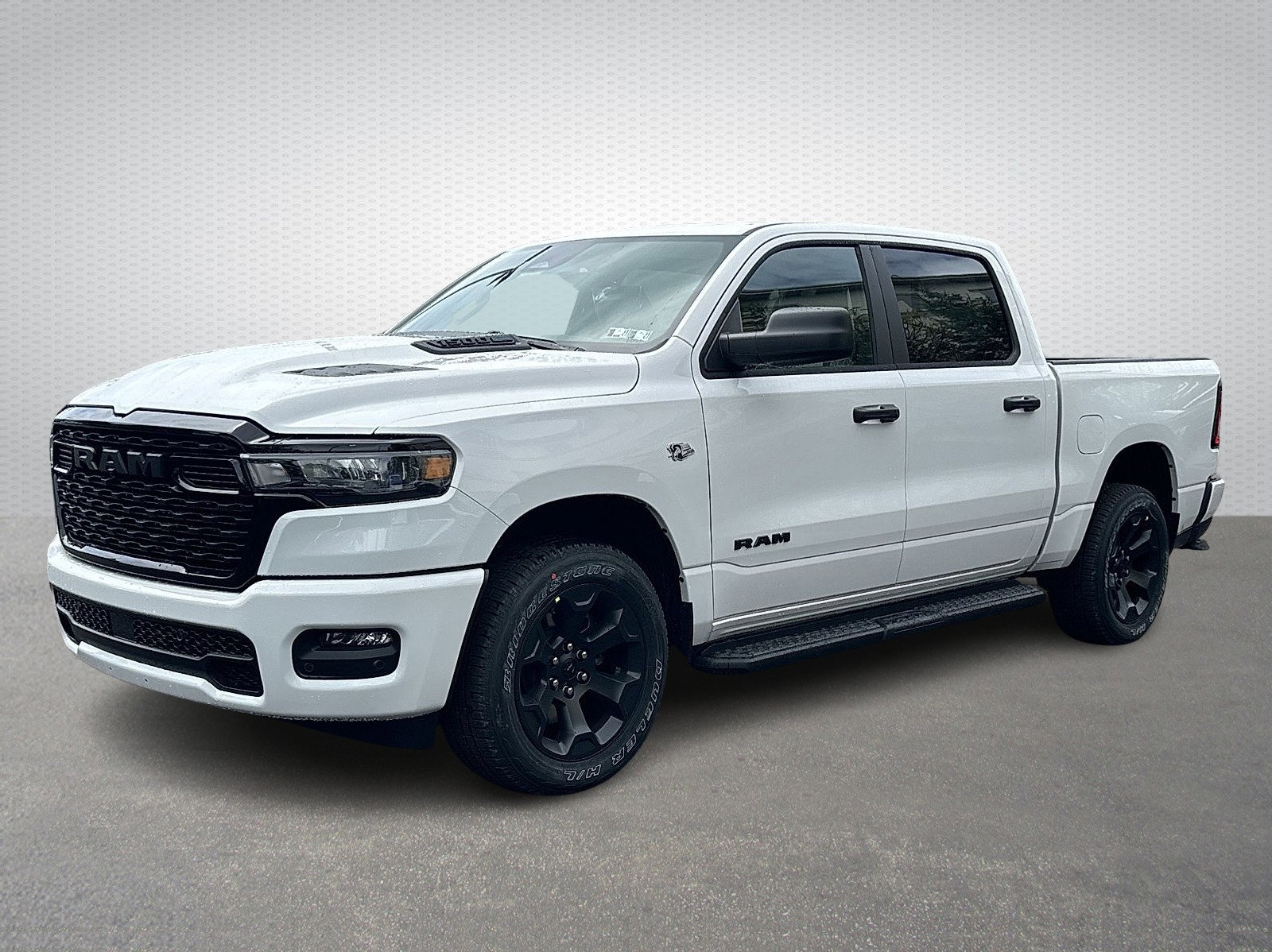 New 2026 RAM 1500 Express AWD/4WD image 3