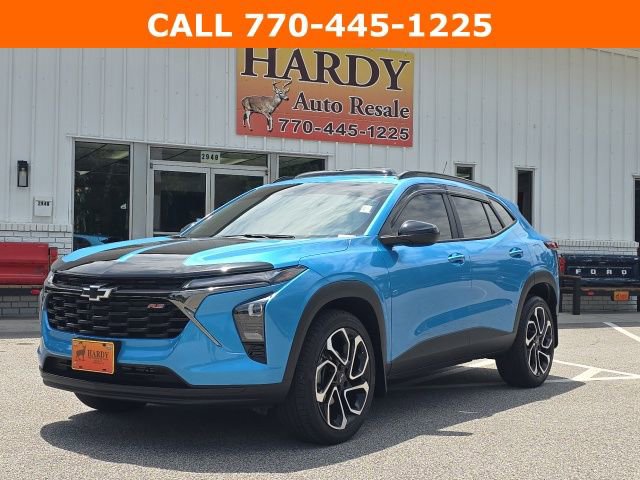 Used 2025 Chevrolet Trax RS w/ Sunroof Package FWD image 1