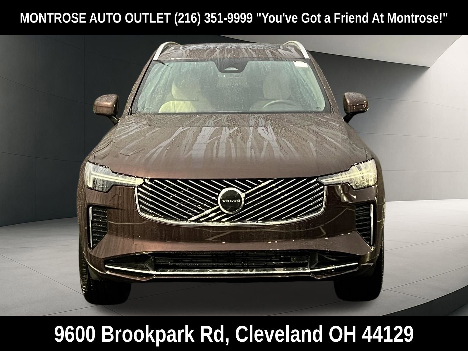 New 2026 Volvo XC90 B5 Plus w/ Protection Package Premier image 8