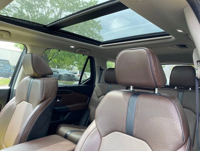 Used 2024 Honda Pilot Elite image 2