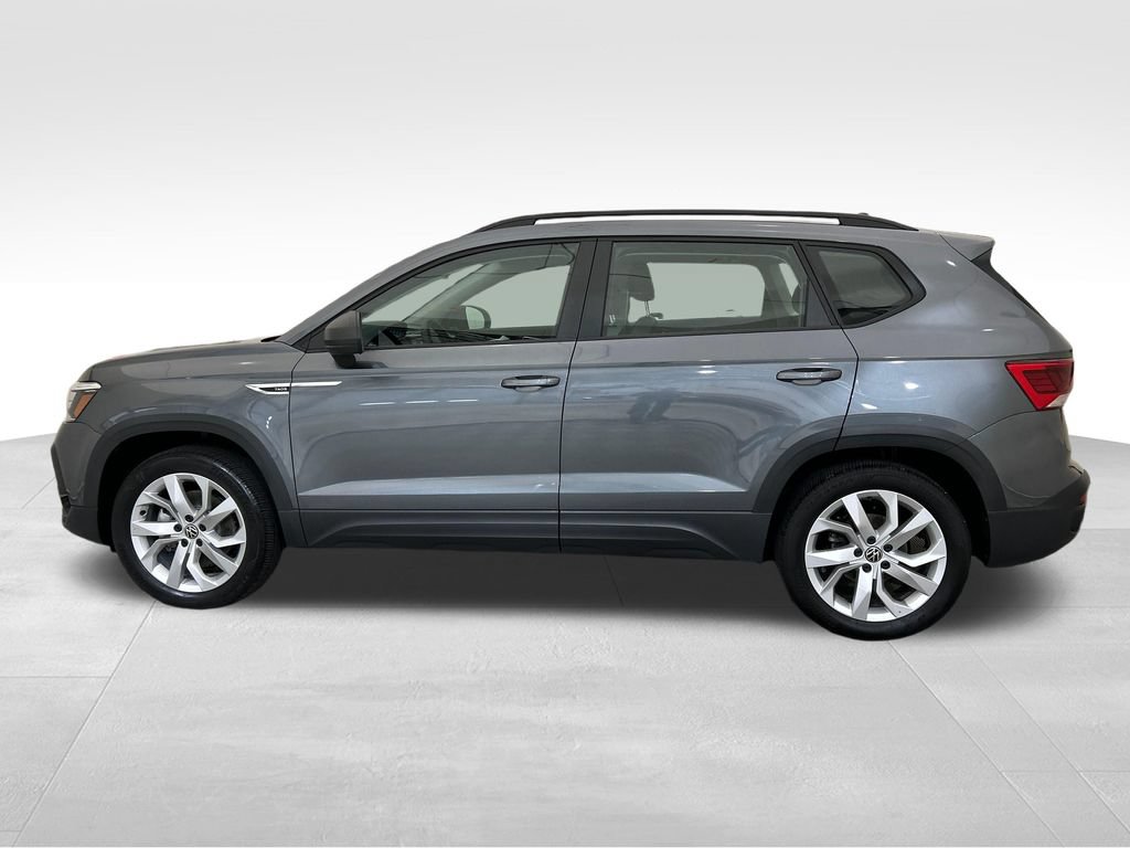 Used 2023 Volkswagen Taos S w/ Driver Assistance Package AWD/4WD image 3