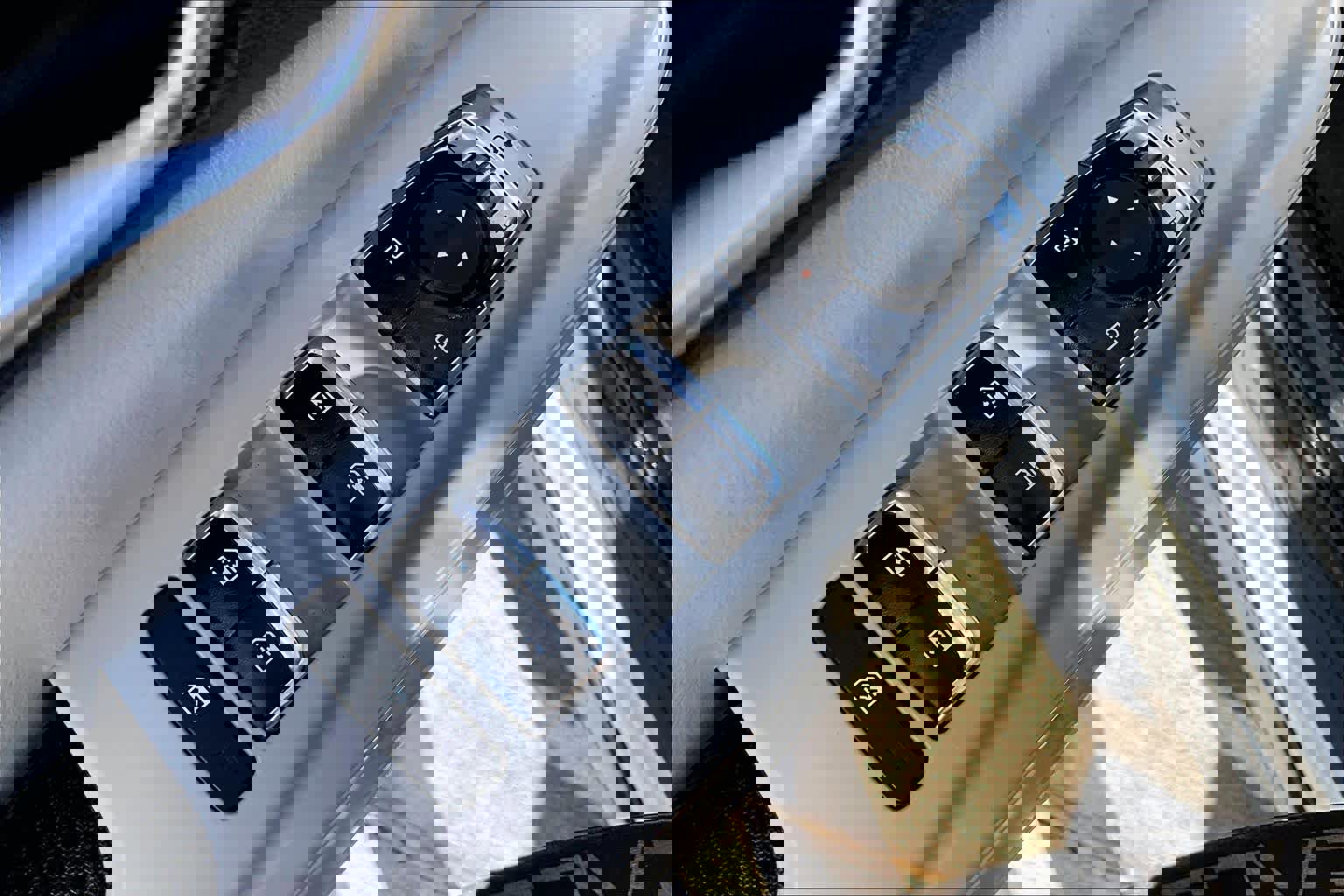 Used 2025 Kia Carnival SX image 34