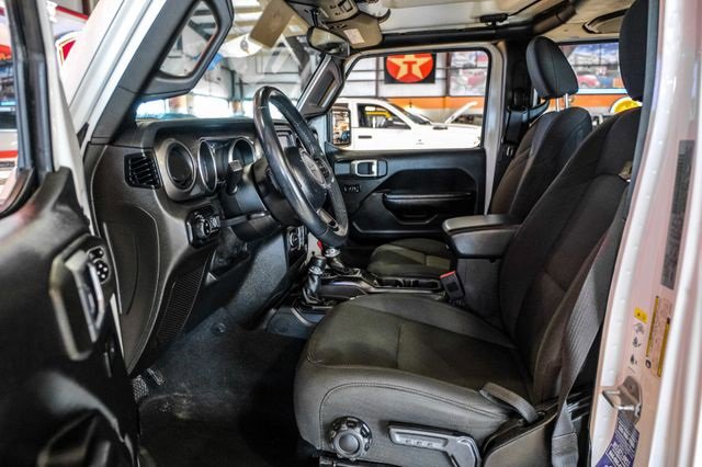 Used 2020 Jeep Gladiator Sport w/ Quick Order Package 24S image 6