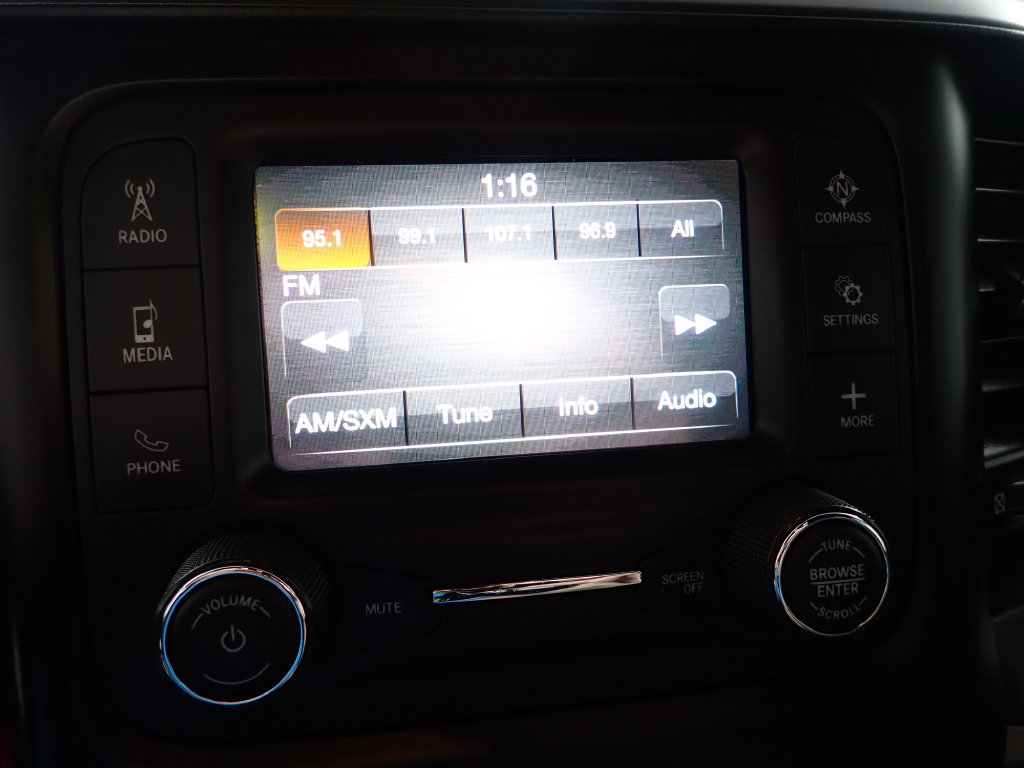Used 2024 RAM 2500 Tradesman w/ Chrome Appearance Group AWD/4WD image 3
