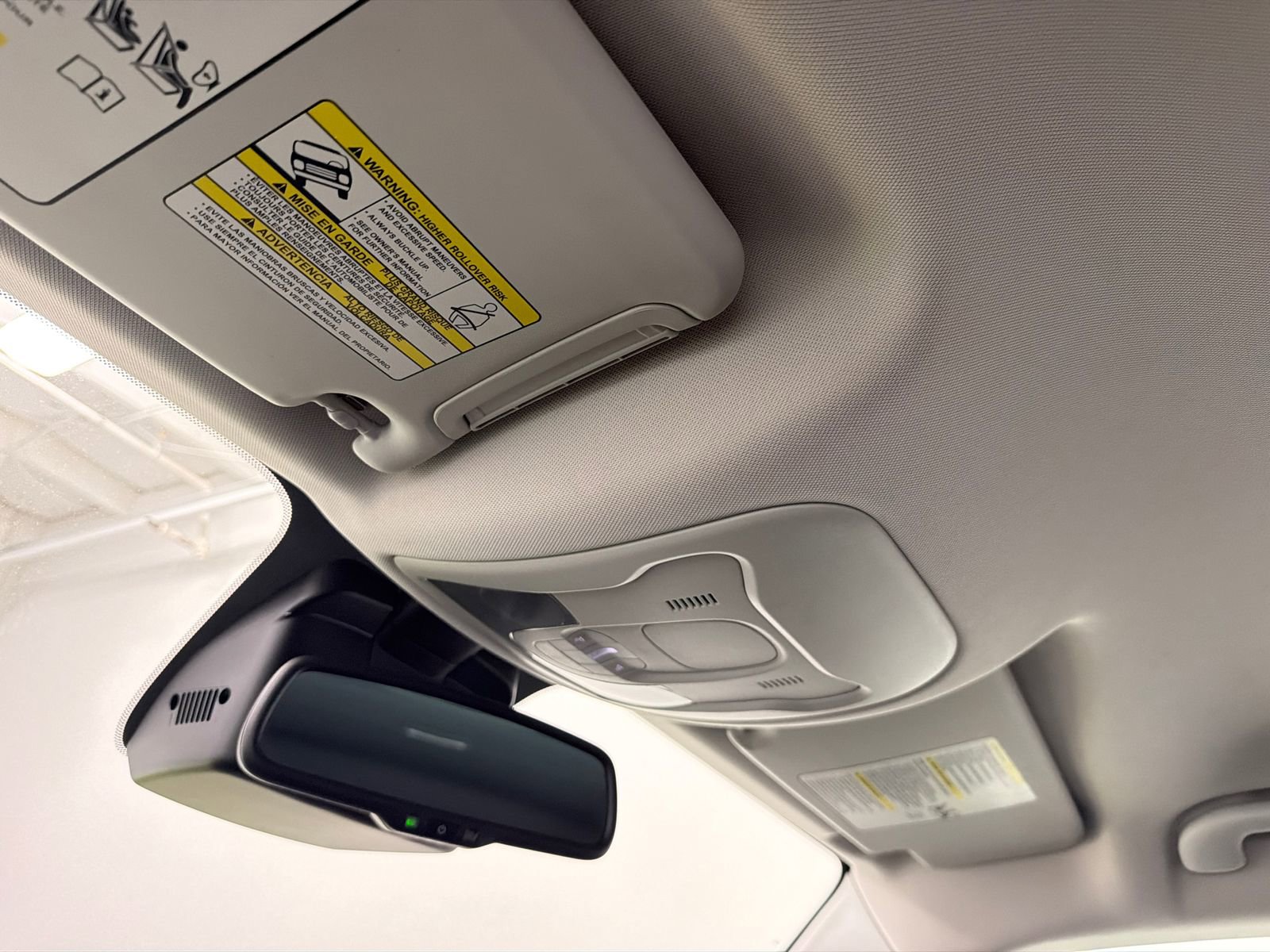 Used 2017 Jeep Renegade Altitude image 28