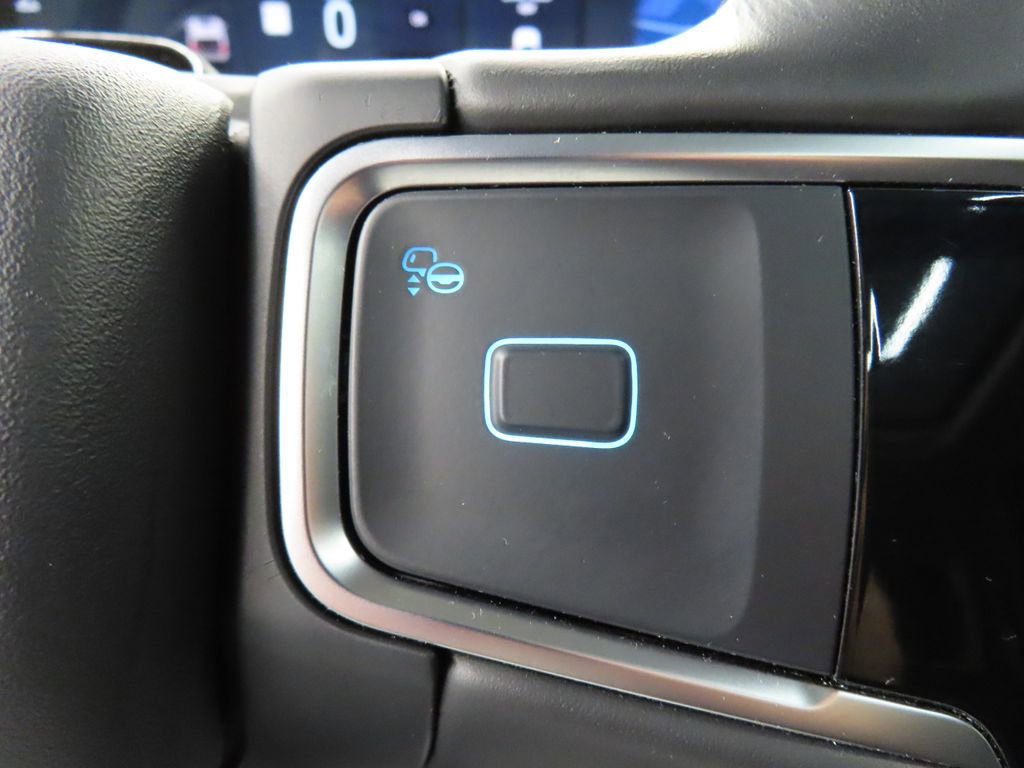 Used 2025 Ford Expedition Platinum w/ Platinum Ultimate Package AWD/4WD image 50