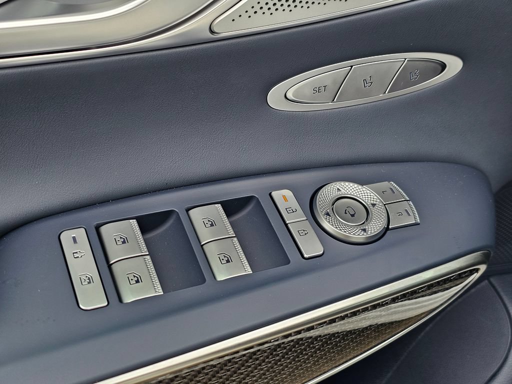 New 2027 Genesis GV70 3.5T Prestige AWD/4WD image 32