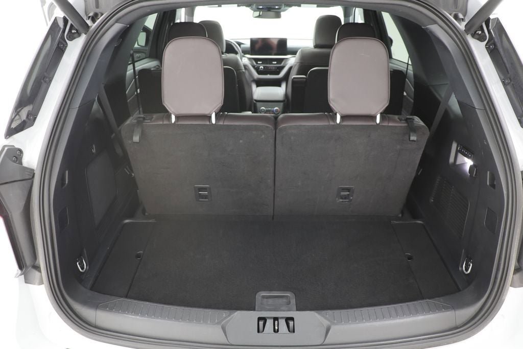 Used 2025 Ford Explorer Platinum w/ LUX Leather Package AWD/4WD image 31