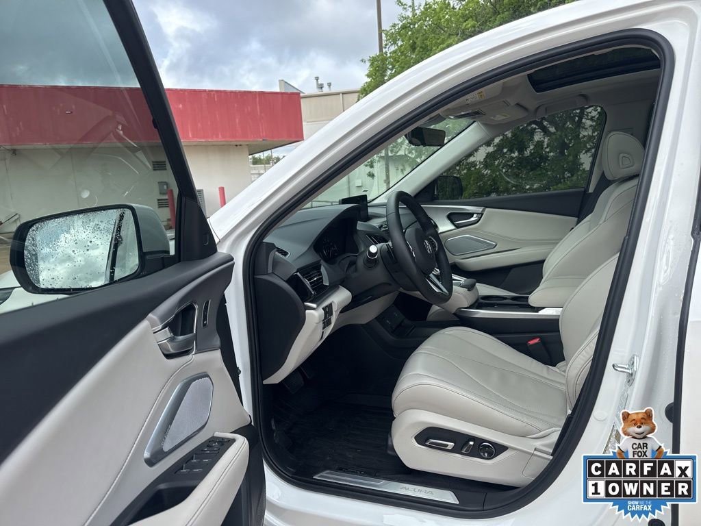 Certified 2025 Acura RDX w/ Technology Package image 9