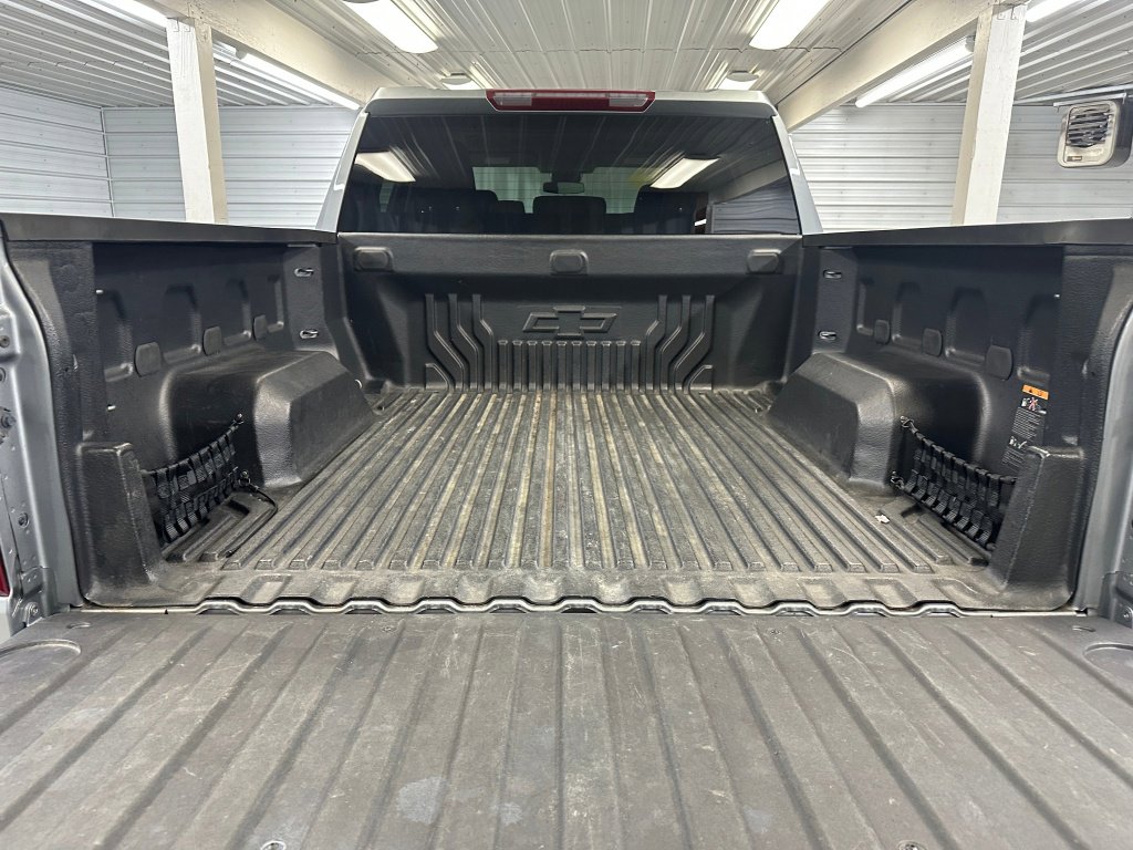 Used 2023 Chevrolet Silverado 1500 LT image 24
