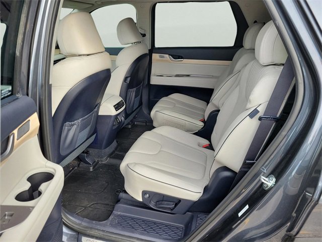 Used 2024 Hyundai Palisade Limited image 10