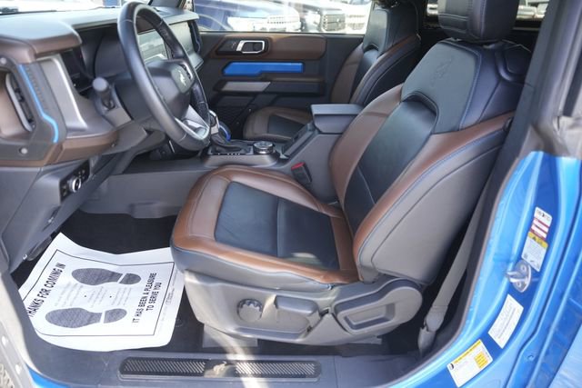Used 2023 Ford Bronco Outer Banks image 9