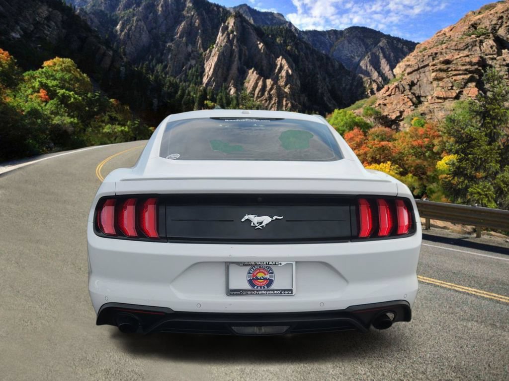 Used 2020 Ford Mustang Premium RWD image 4