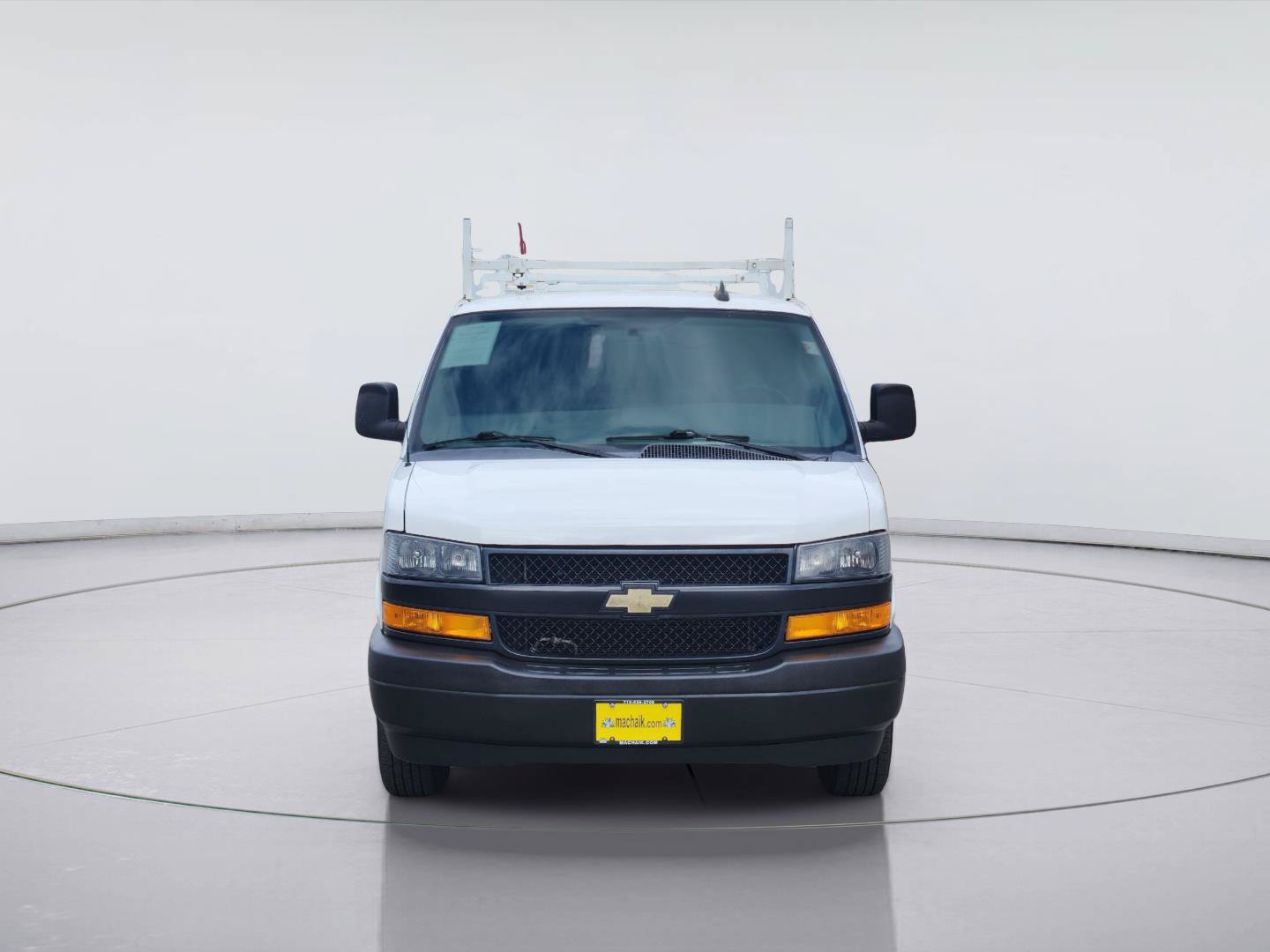 Used 2022 Chevrolet Express 2500 w/ Driver Convenience Package RWD image 2