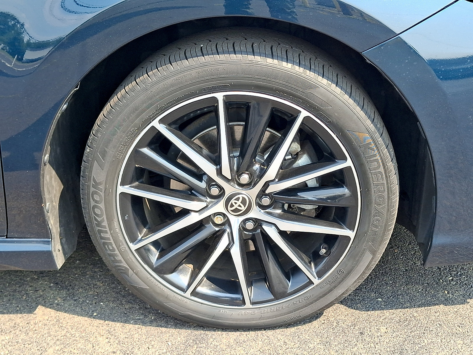 Used 2021 Toyota Camry SE FWD image 9
