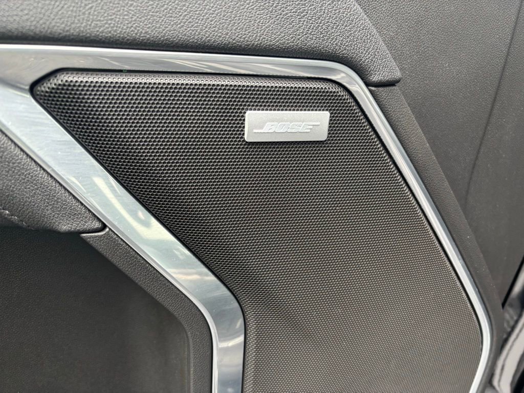 Used 2025 GMC Sierra 1500 Elevation w/ Preferred Package image 14