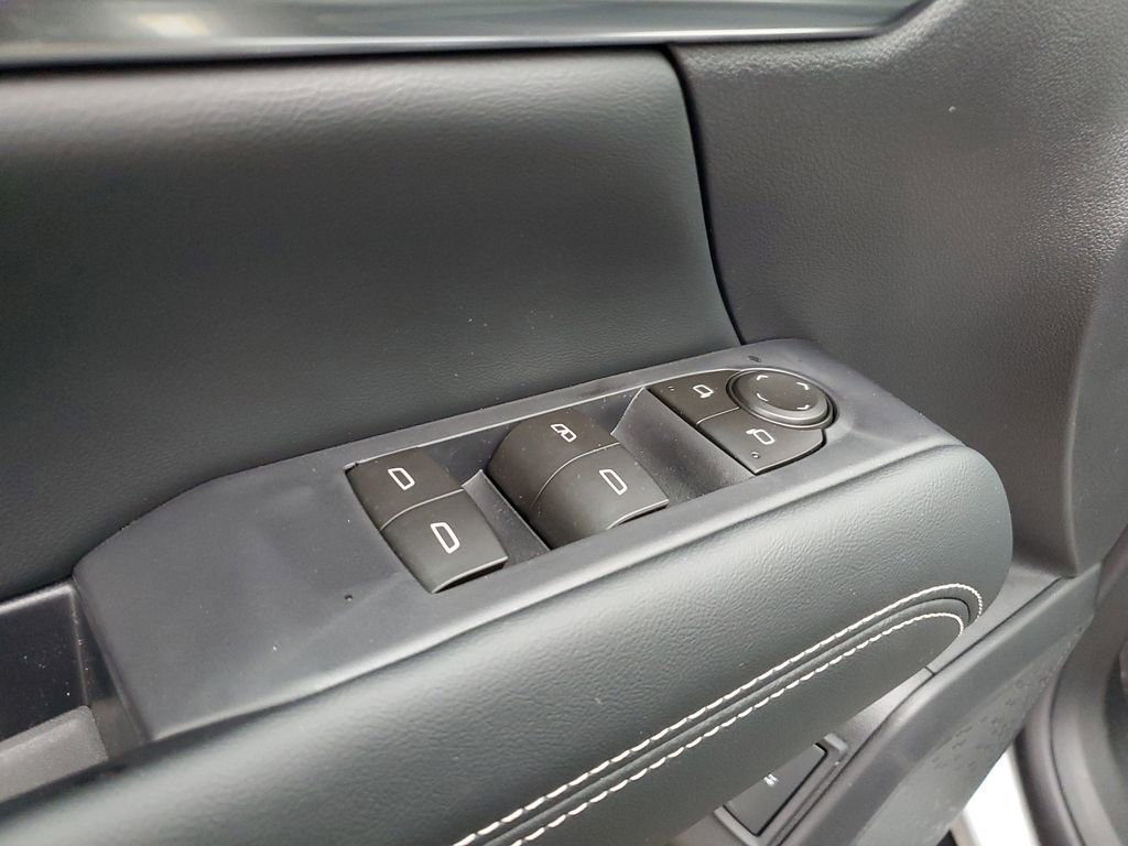 New 2026 GMC Terrain Elevation w/ Elevation Premium Package AWD/4WD image 14