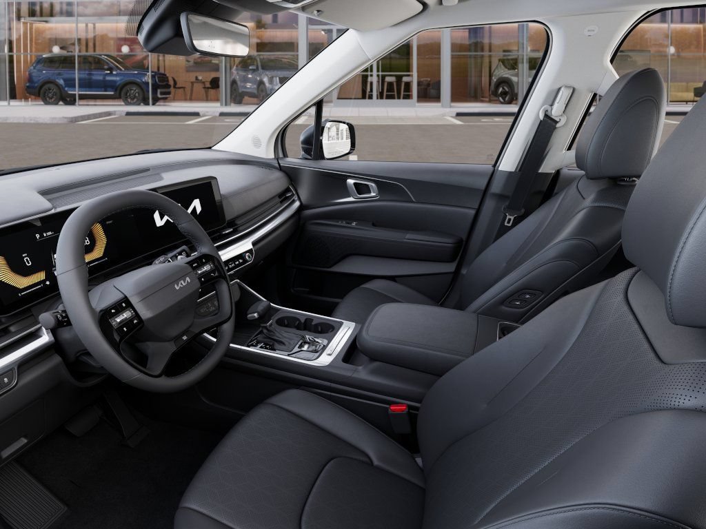 New 2027 Kia Carnival EX FWD image 17