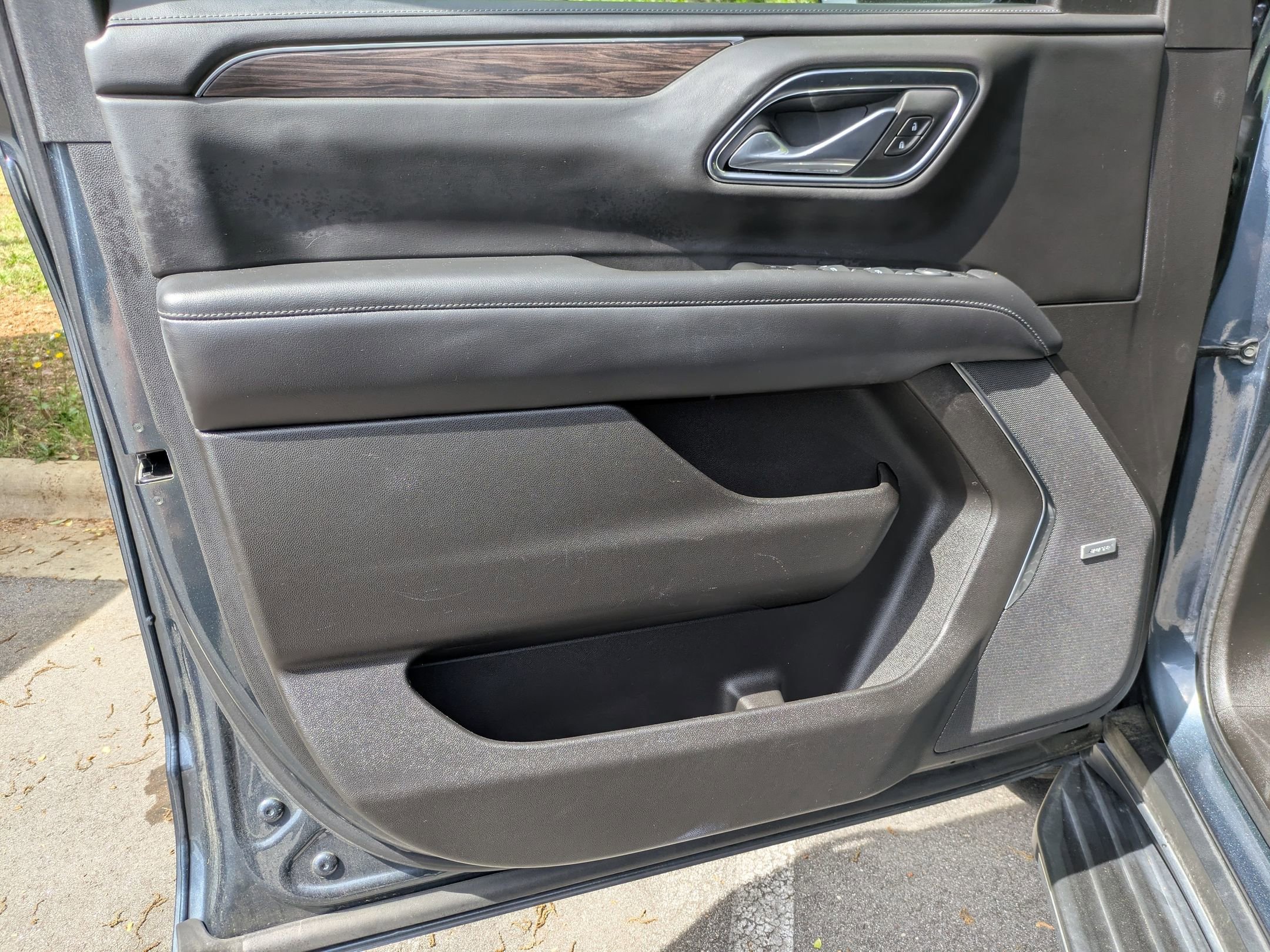 Used 2021 Chevrolet Tahoe LT AWD/4WD image 10