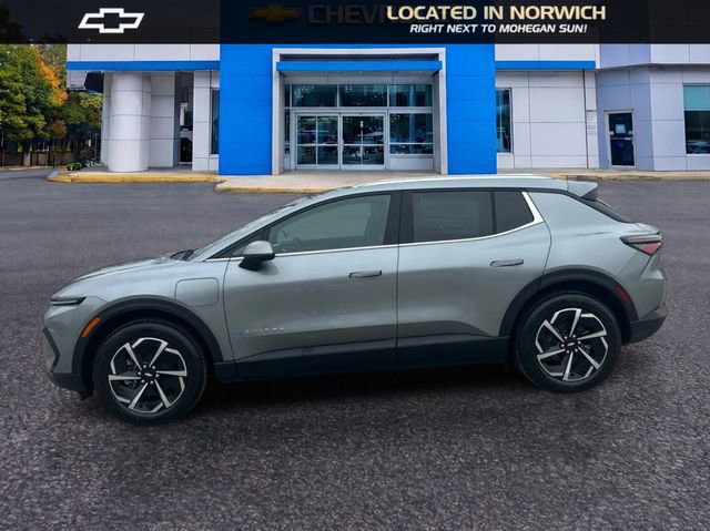 New 2026 Chevrolet Equinox EV LT AWD/4WD image 8