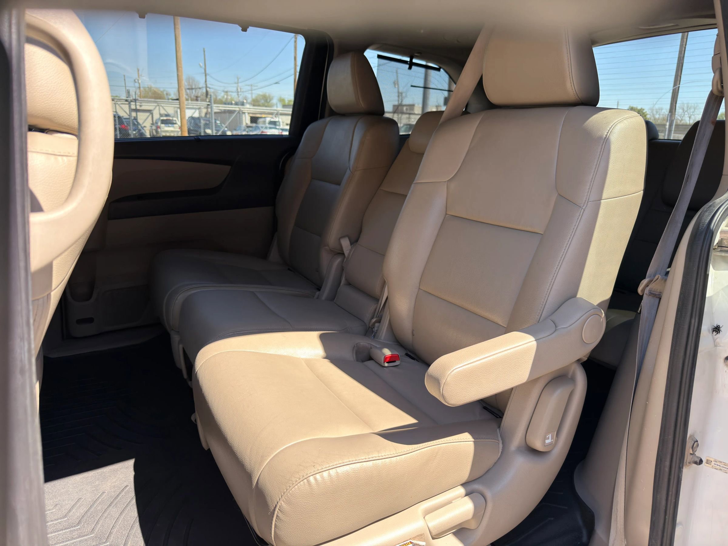 Used 2015 Honda Odyssey Touring image 19