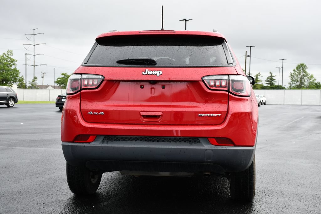 Used 2018 Jeep Compass Sport AWD/4WD image 6