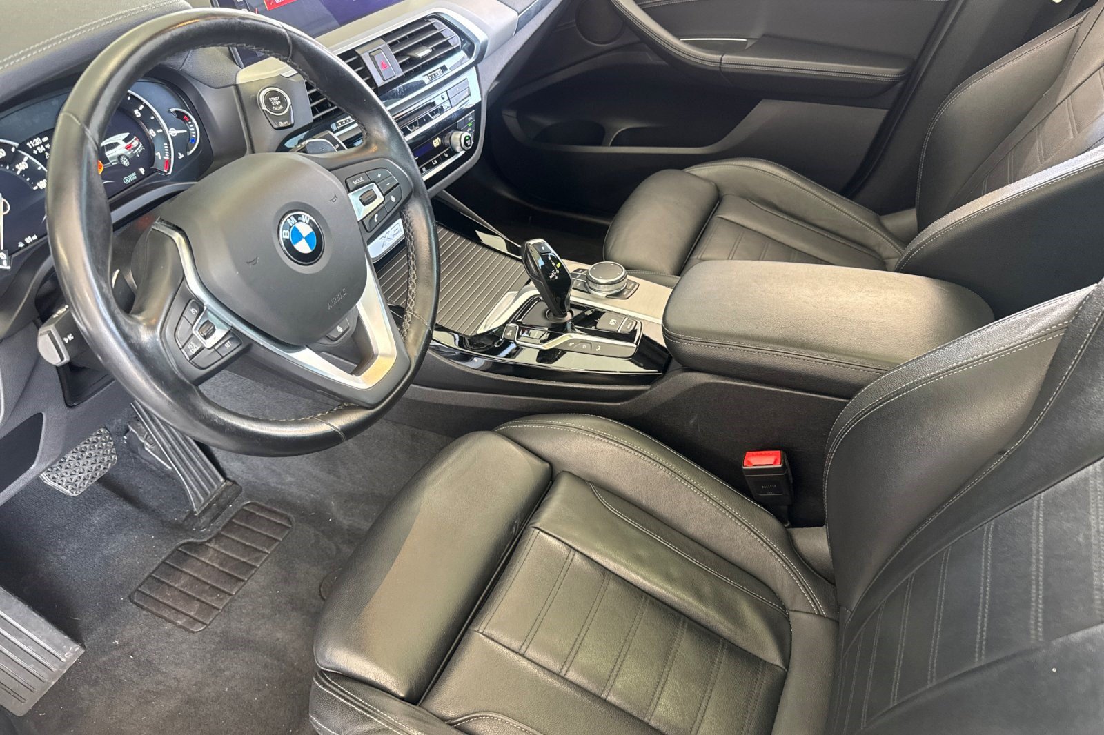 Used 2018 BMW X3 xDrive30i AWD/4WD image 4