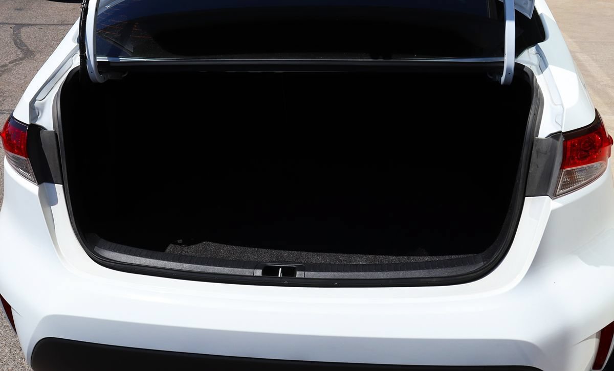 Used 2023 Toyota Corolla LE w/ Carpet Mat Package (TMS) FWD image 25