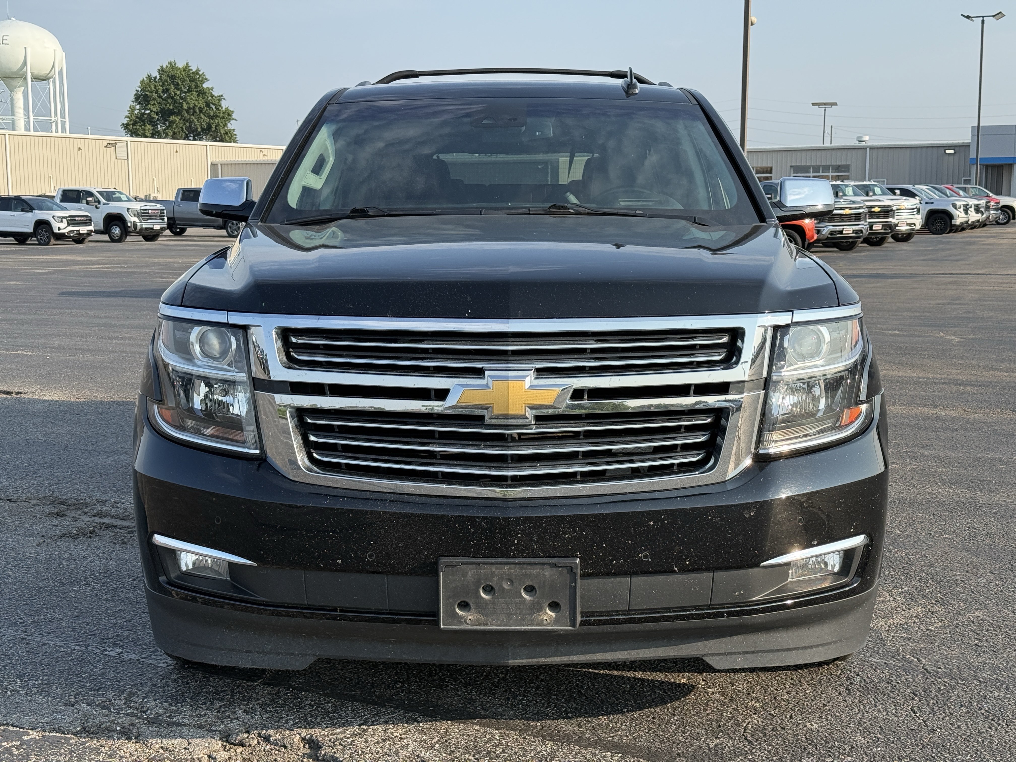 Used 2019 Chevrolet Suburban Premier w/ Premier Plus Edition AWD/4WD image 9