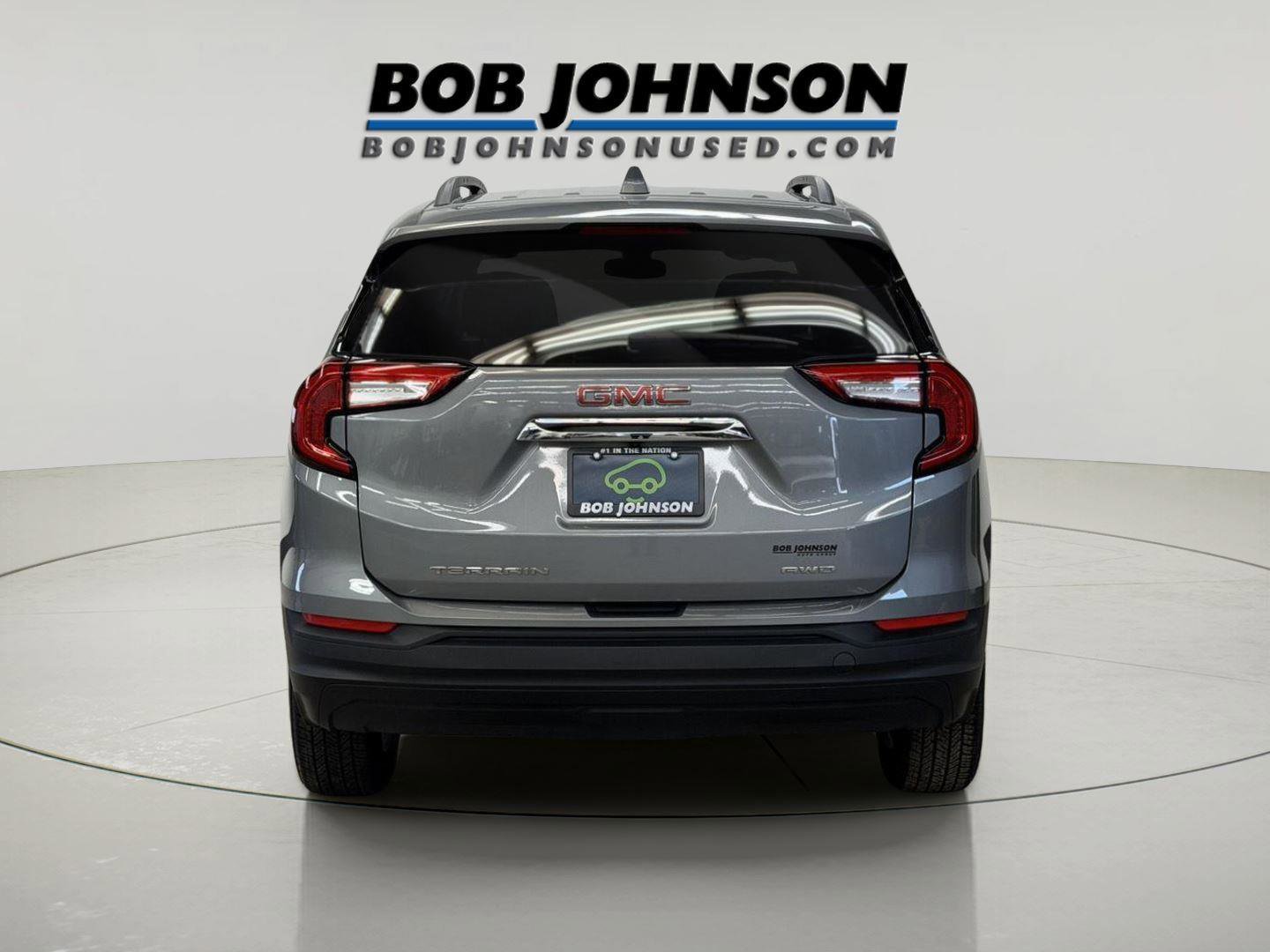 Certified 2023 GMC Terrain SLE w/ Driver Convenience Package image 4