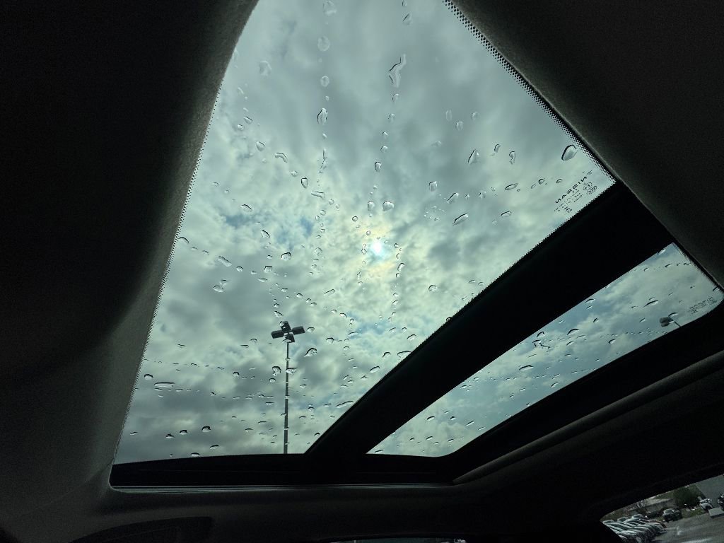 New 2025 Nissan Kicks SR w/ SR Premium Package image 14