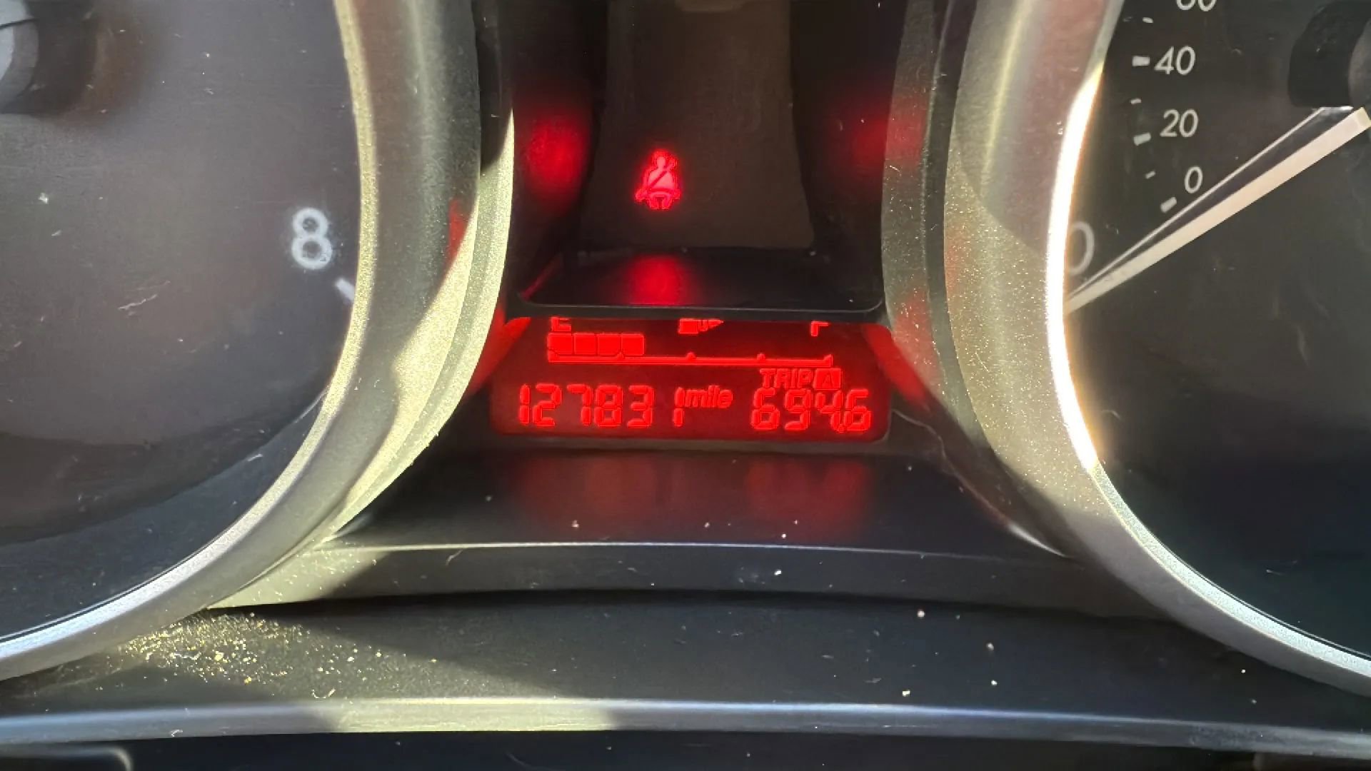 Used 2014 MAZDA MAZDA5 Sport image 17