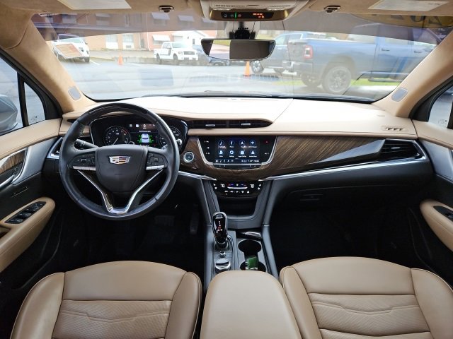 Certified 2024 Cadillac XT6 Premium Luxury w/ Platinum Package image 16