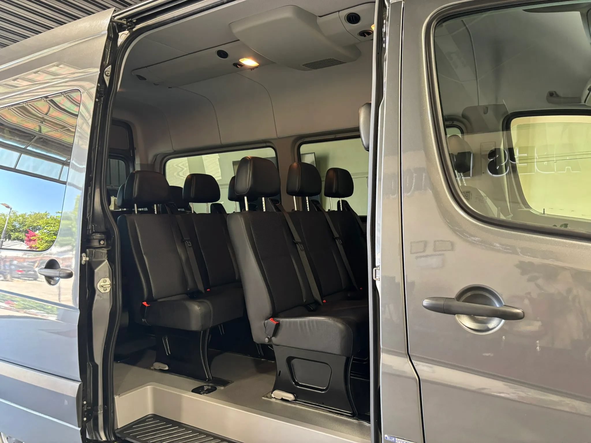 Used 2014 Mercedes-Benz Sprinter 2500 image 11