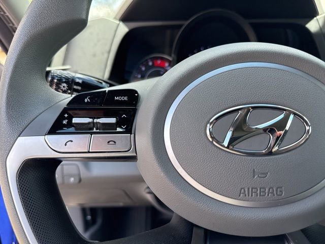 Used 2023 Hyundai Elantra SEL w/ Cargo Package image 37