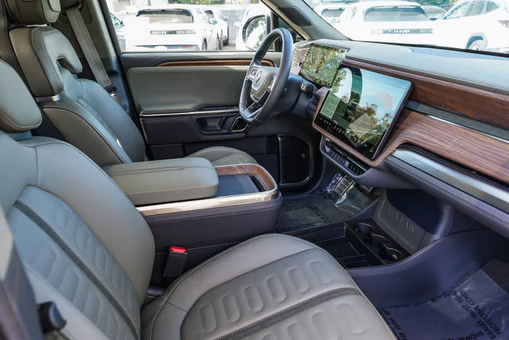 Used 2023 Rivian R1S Adventure AWD/4WD image 15