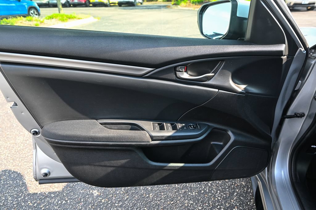 Used 2018 Honda Civic Sport image 19