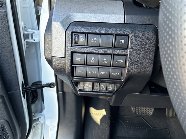 Used 2025 Toyota 4Runner Trailhunter image 19