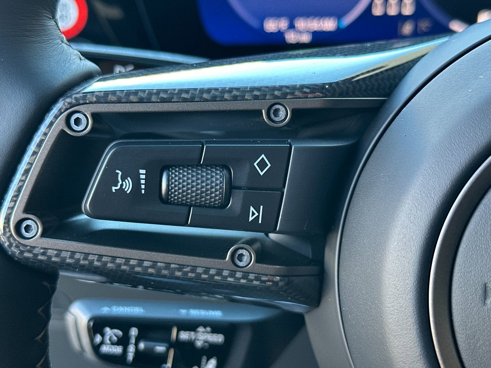 New 2025 Porsche Macan Turbo Electric image 29