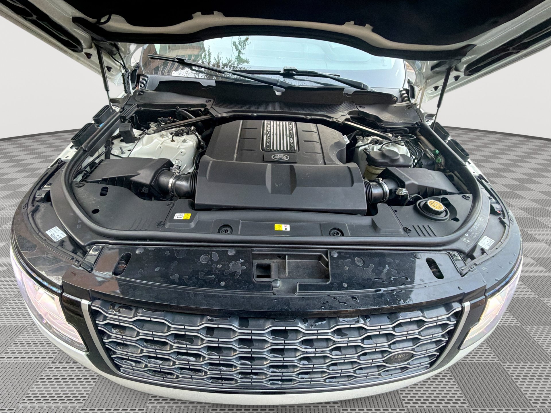 Used 2020 Land Rover Range Rover Long Wheelbase Autobiography AWD/4WD image 18