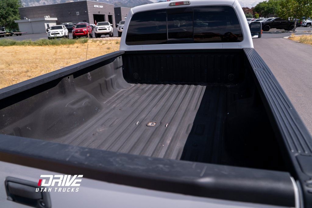 Used 2012 Ford F350 Lariat w/ Lariat Interior Pkg image 18