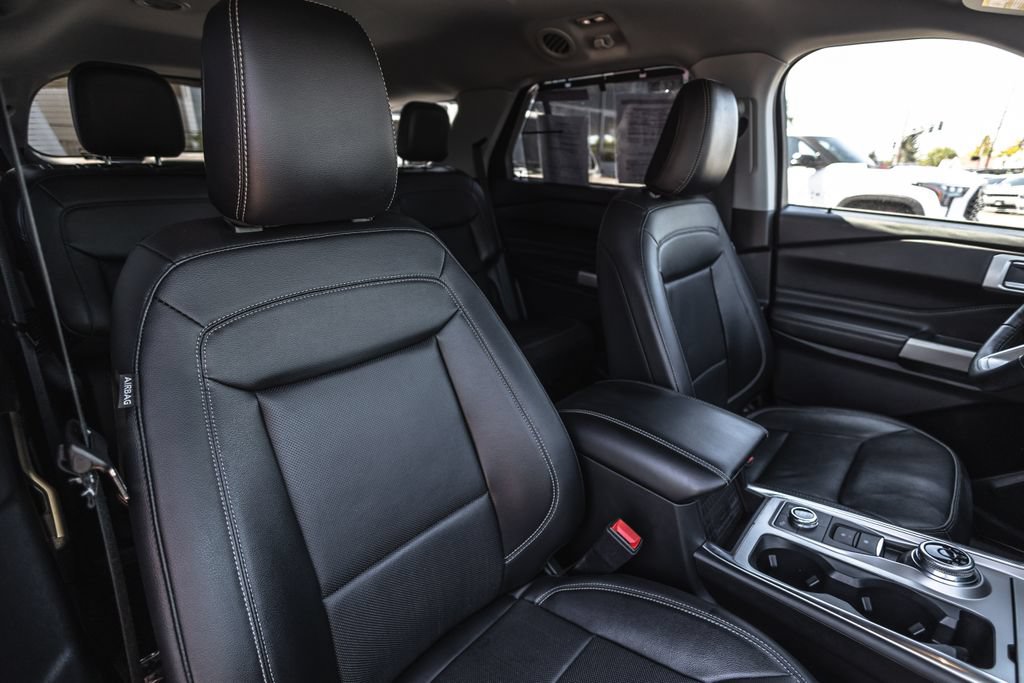 Used 2022 Ford Explorer Limited AWD/4WD image 27