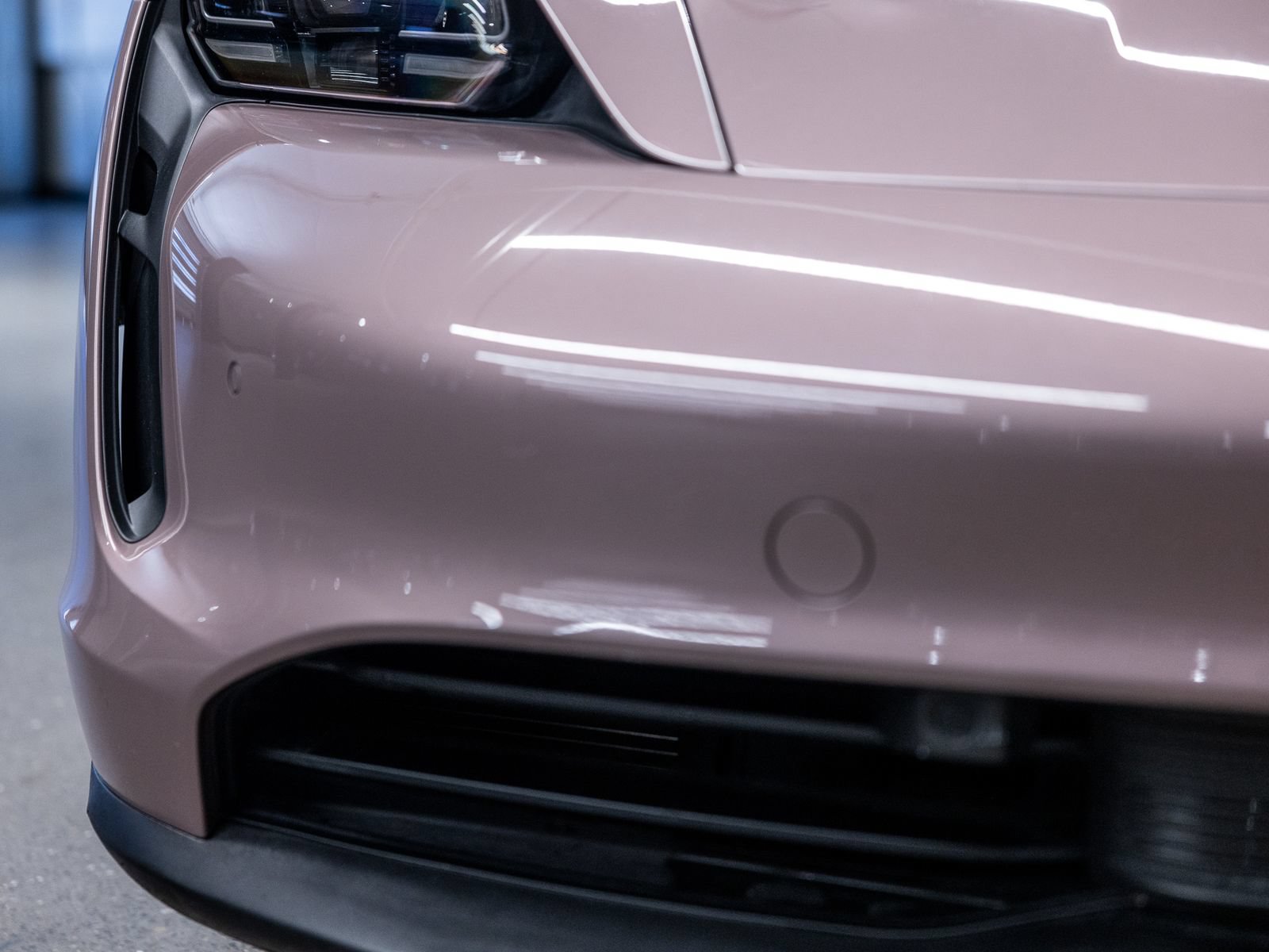 Used 2023 Porsche Taycan RWD image 17