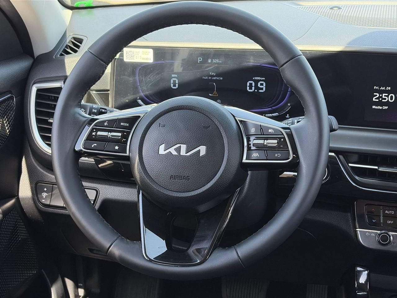 Certified 2025 Kia Seltos S FWD image 13