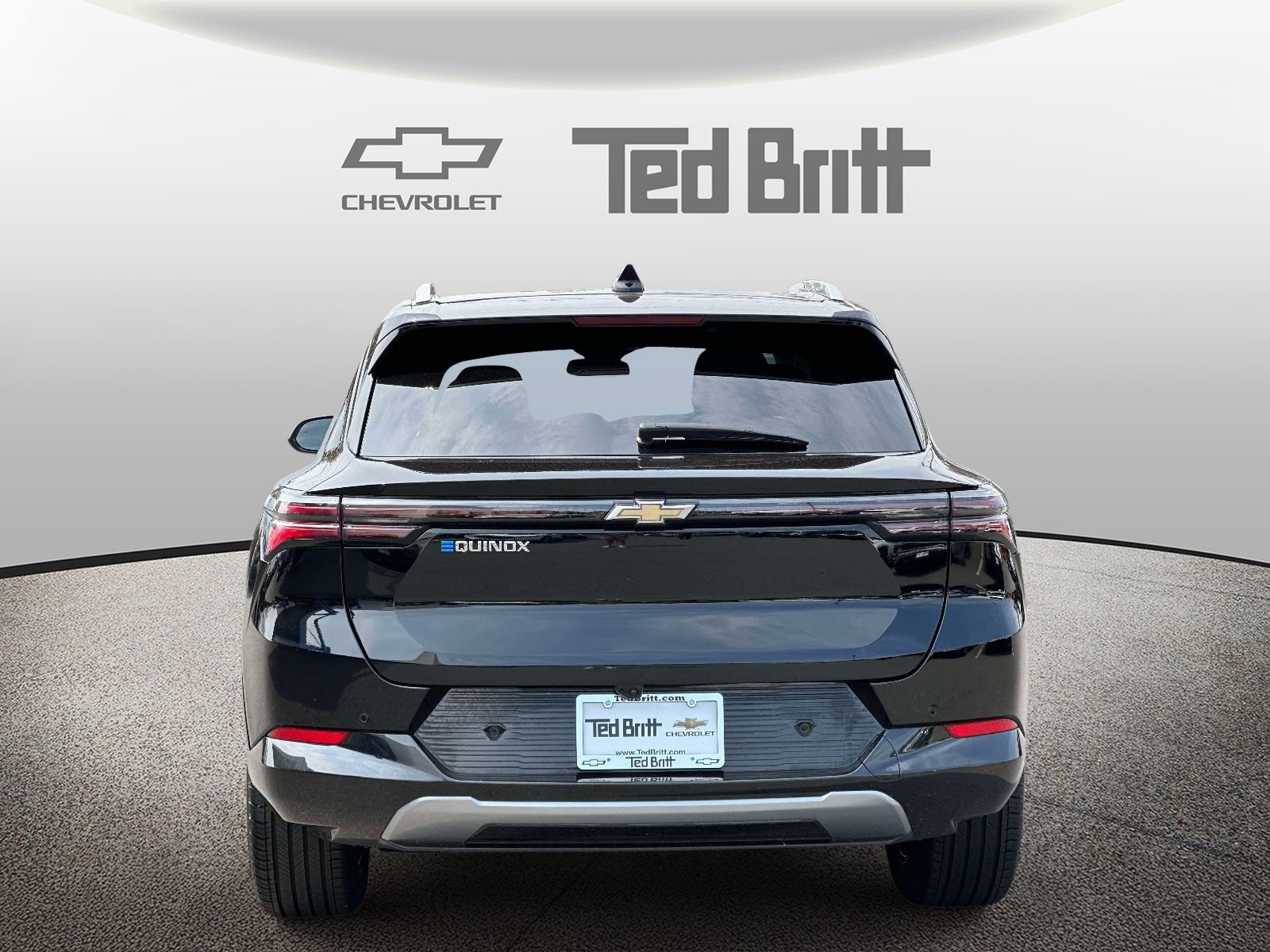 Certified 2024 Chevrolet Equinox EV LT FWD image 5