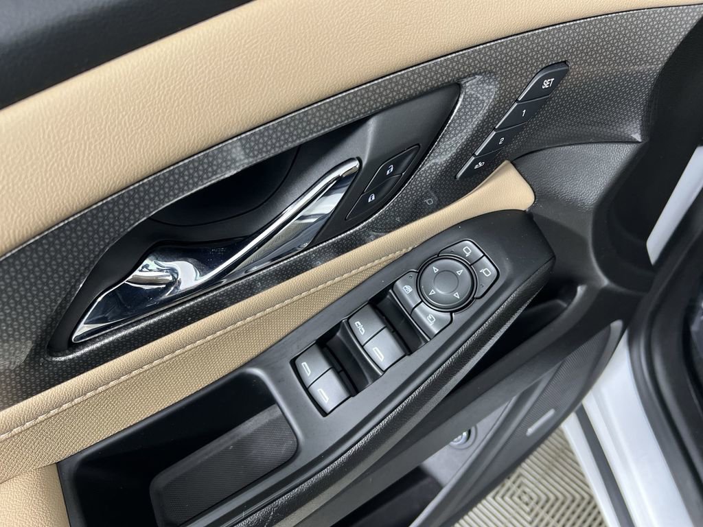 Certified 2023 Chevrolet Traverse Premier image 25