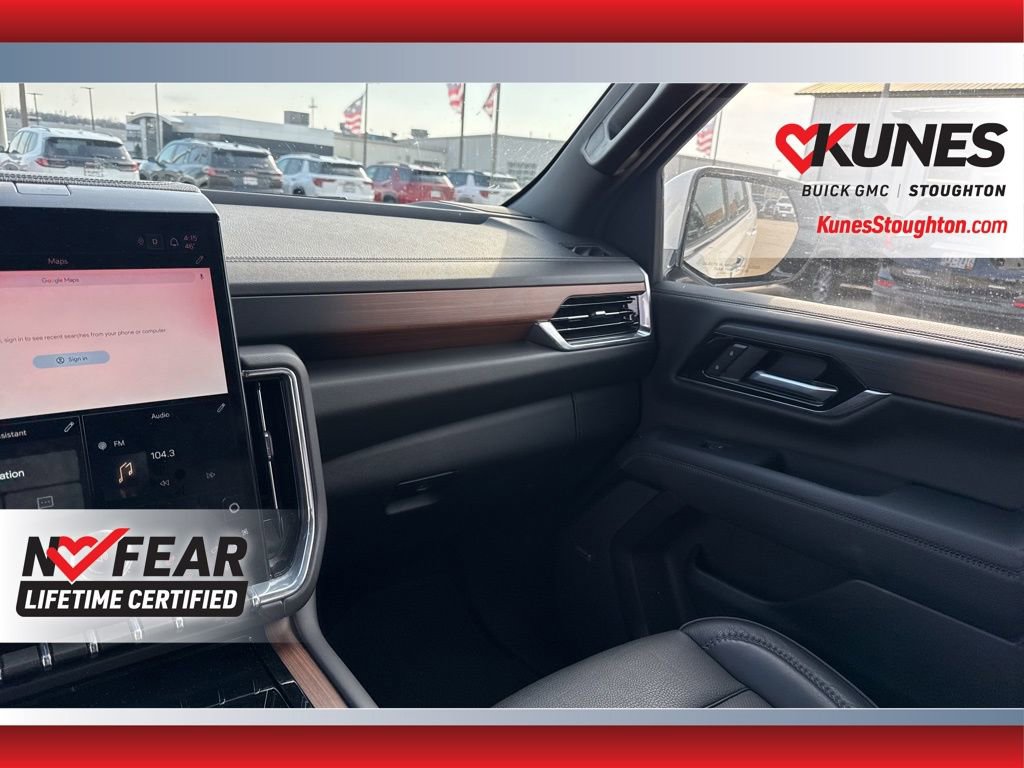 Used 2025 GMC Yukon XL Denali image 41