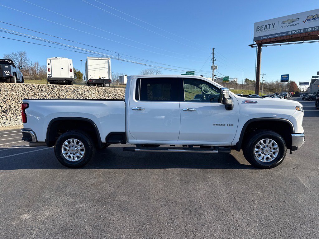 Used 2024 Chevrolet Silverado 3500 LTZ w/ LTZ Convenience Package image 2