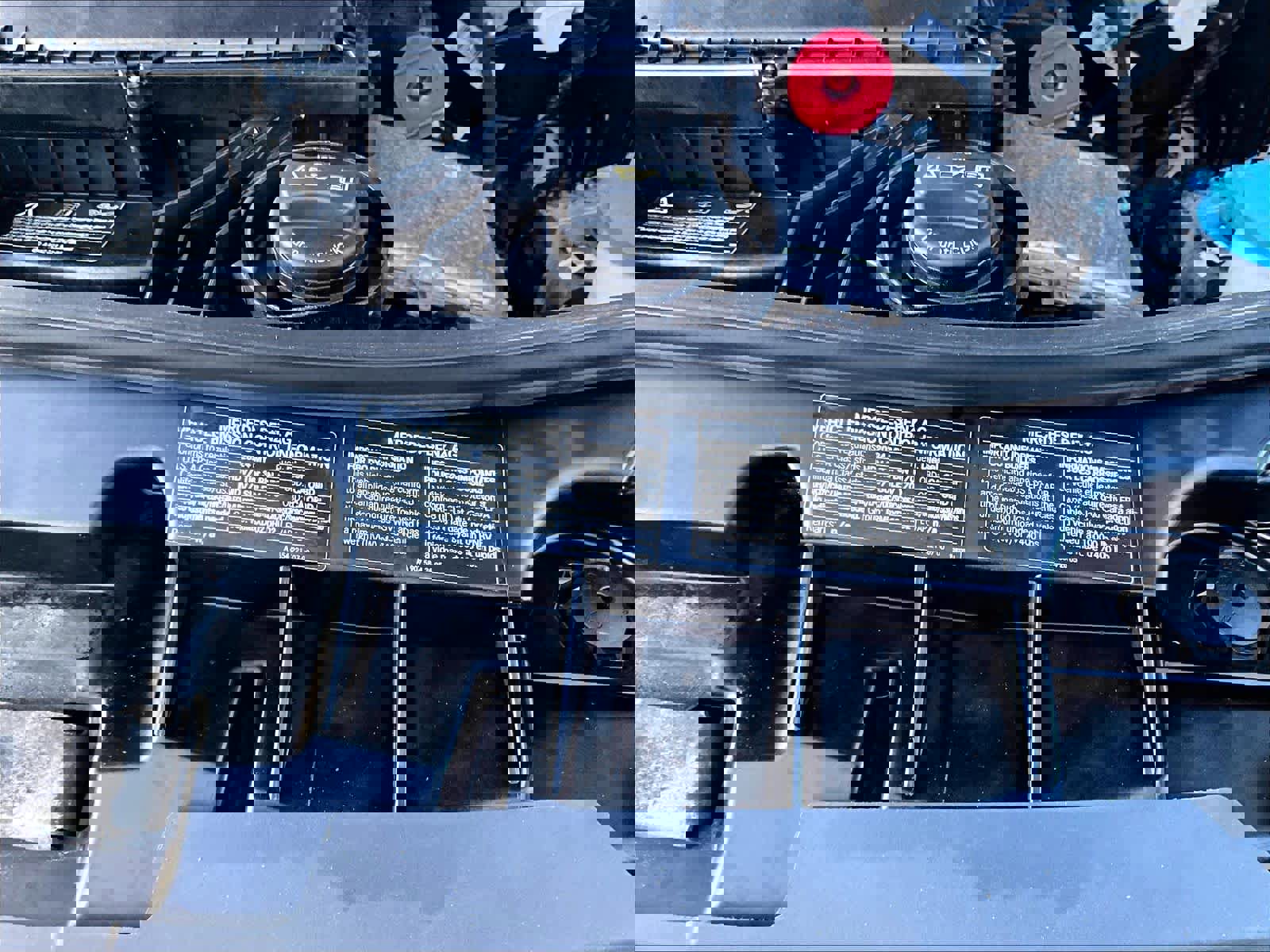 Used 2024 Mercedes-Benz Sprinter 2500 image 32