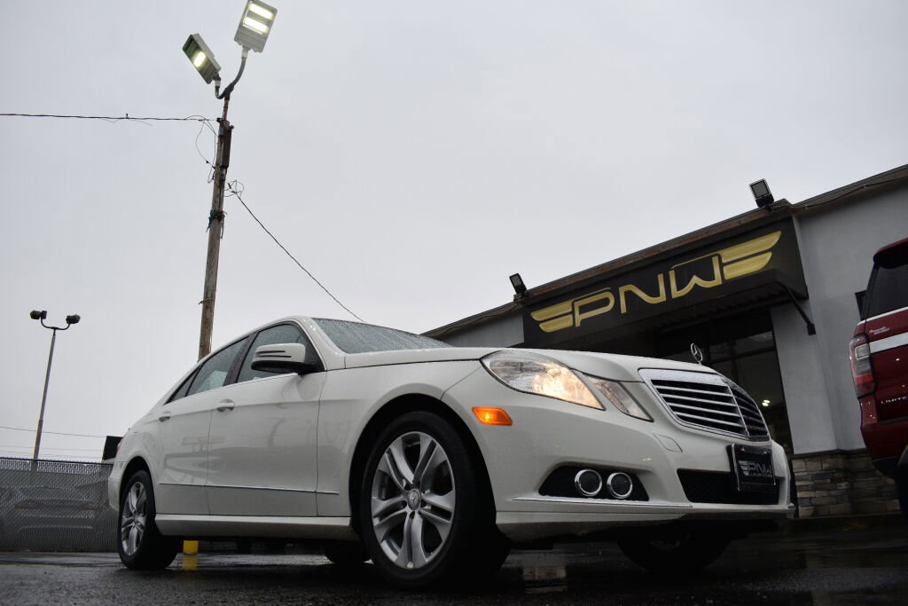 Used 2011 Mercedes-Benz E 350 Sedan image 8